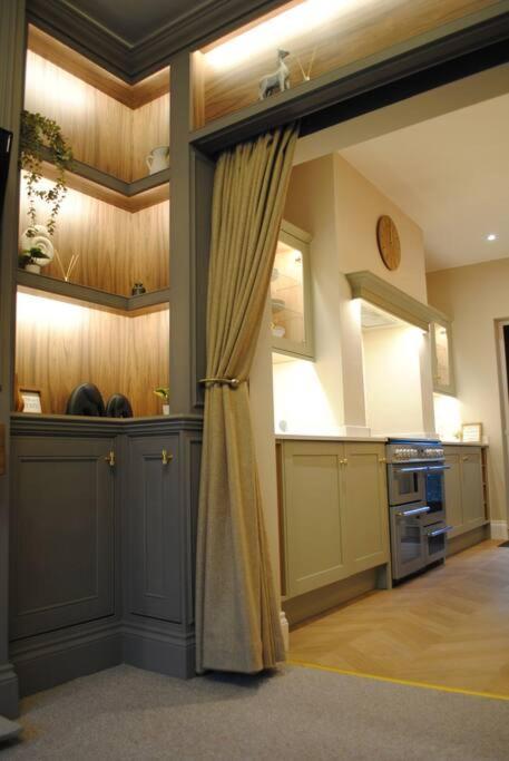 Cosy Renovated House In Warrington Villa Exteriör bild